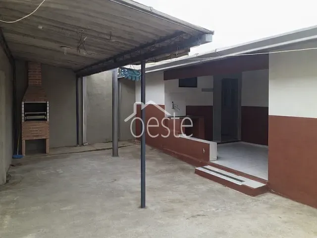 Casa com 40m² 1 quarto e 1 banheiro, para alugar, no bairro Vila Pires em Santa Bárbara D'Oeste