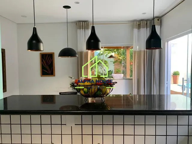 Casa com 336m² 4 quartos e 4 banheiros, à venda, no bairro Parque São Domingos em Pindamonhangaba