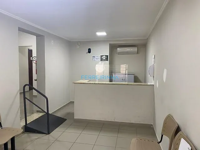 Casa com 293m² 3 quartos e 2 banheiros, à venda, no bairro Centro em São José dos Campos