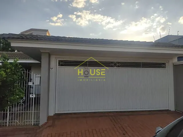 Casa com 479m² 3 quartos e 4 banheiros, à venda, no bairro Vila América em Votuporanga