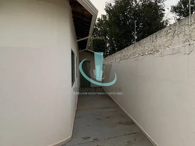Casa com 374m² 3 quartos e 3 banheiros, à venda, no bairro JARDIM SANTA ANGELINA em ARARAQUARA