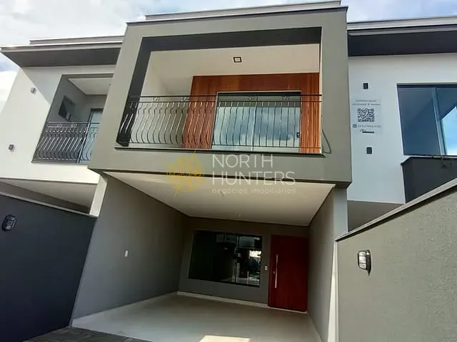 Casa com 149m² 2 quartos e 2 banheiros, à venda, no bairro Bom Retiro em Joinville