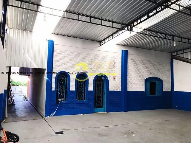 Casa com 320m² 2 quartos e 2 banheiros, à venda, no bairro Ademar de Barros em Campinas