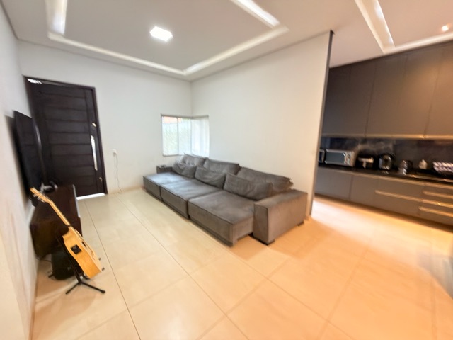 Casa 3 quartos e 1 banheiro, à venda, no bairro Residencial Recanto Suíço em Sinop