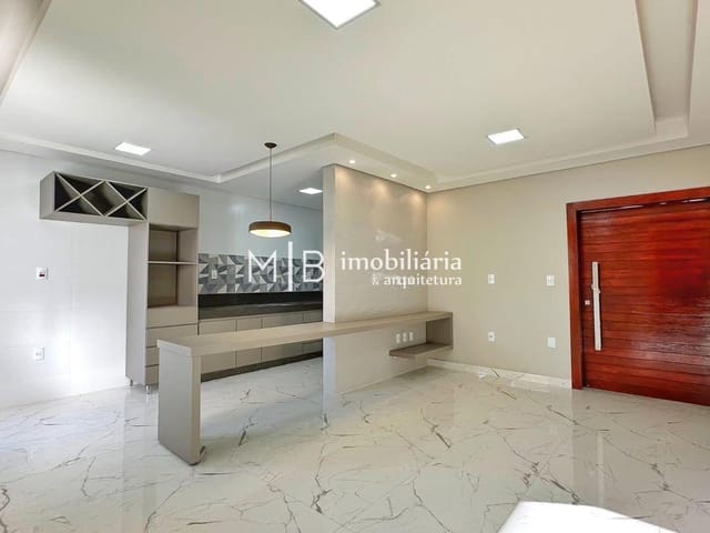 Casa 3 quartos e 3 banheiros, à venda, no bairro Residencial Sant'ana I em Lavras