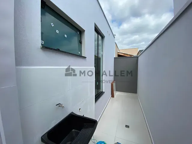 Casa 2 quartos e 1 banheiro, à venda, no bairro Santa Terezinha II em Itajubá