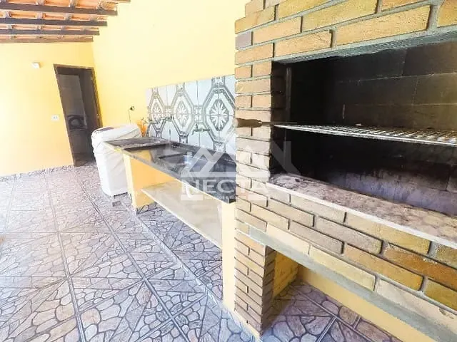 Casa 3 quartos e 3 banheiros, à venda, no bairro Praia das Palmeiras em Caraguatatuba
