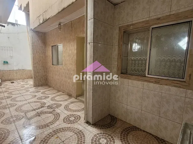 Casa com 50m² 1 quarto e 1 banheiro, para alugar, no bairro Bosque dos Eucaliptos em São José dos Campos