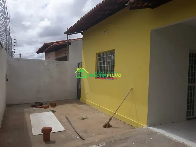 Casa 3 quartos e 1 banheiro, à venda ou para alugar, no bairro Vila Angélica em Timon