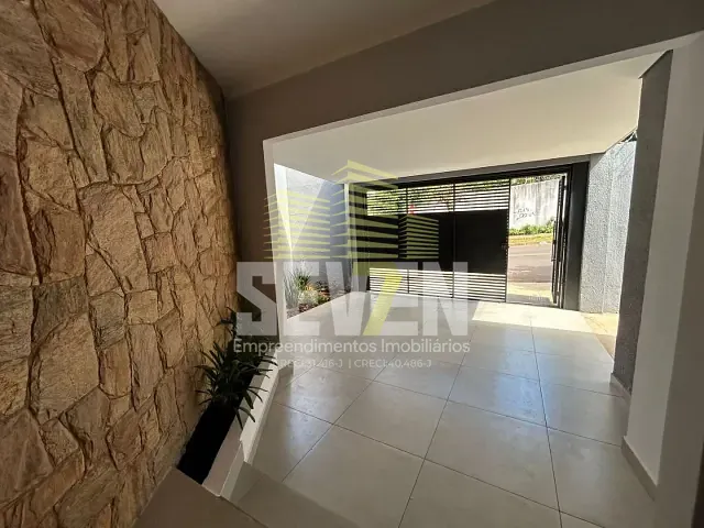 Casa com 220m² 2 quartos e 2 banheiros, à venda, no bairro Vila Zillo em Bauru