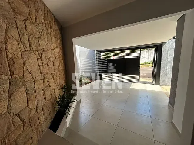 Casa com 220m² 2 quartos e 2 banheiros, à venda, no bairro Vila Zillo em Bauru