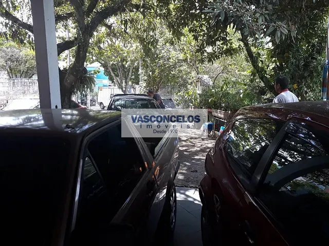 Casa com 540m² 8 quartos e 4 banheiros, à venda, no bairro Jardim Satélite em São José dos Campos