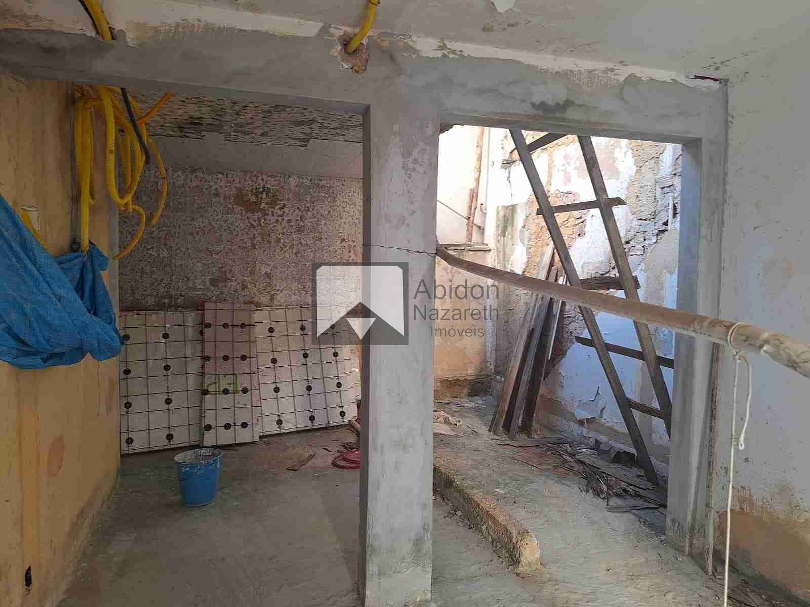 Casa à venda com 4 quartos, 128m² - Foto 7