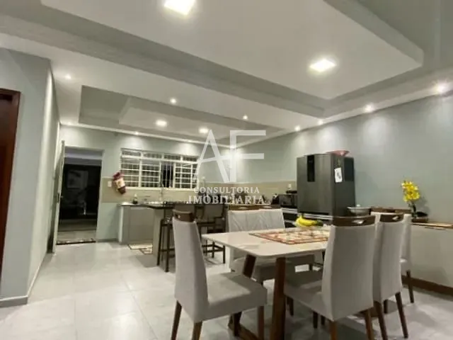 Casa com 300m² 3 quartos e 3 banheiros, à venda, no bairro Parque São Cristóvão em Taubaté