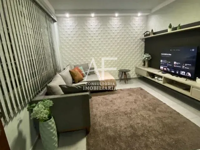 Casa com 300m² 3 quartos e 3 banheiros, à venda, no bairro Parque São Cristóvão em Taubaté
