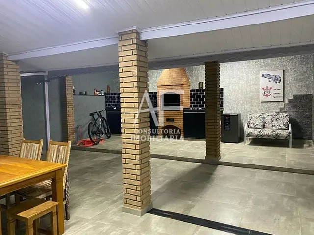 Casa com 300m² 3 quartos e 3 banheiros, à venda, no bairro Parque São Cristóvão em Taubaté