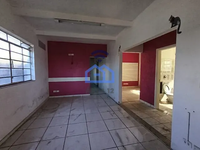 Casa com 206m², à venda, no bairro Centro em Caraguatatuba
