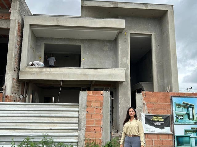 Casa 3 quartos e 4 banheiros, à venda, no bairro Residencial VILLAGE em Campos dos Goytacazes