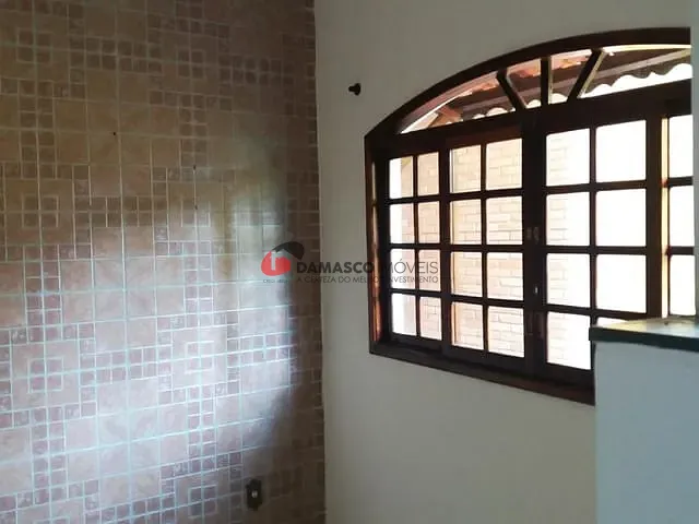 Casa com 500m² 3 quartos e 1 banheiro, à venda, no bairro Guaraú em Peruíbe
