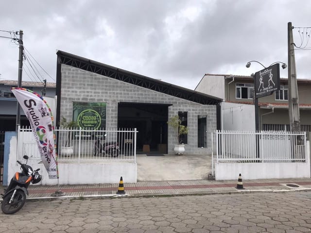Casa 2 quartos e 1 banheiro, à venda, no bairro São João em Itajaí