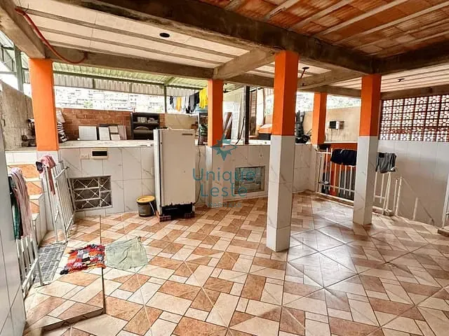 Casa 3 quartos e 2 banheiros, à venda, no bairro Conjunto Taquaril em Belo Horizonte
