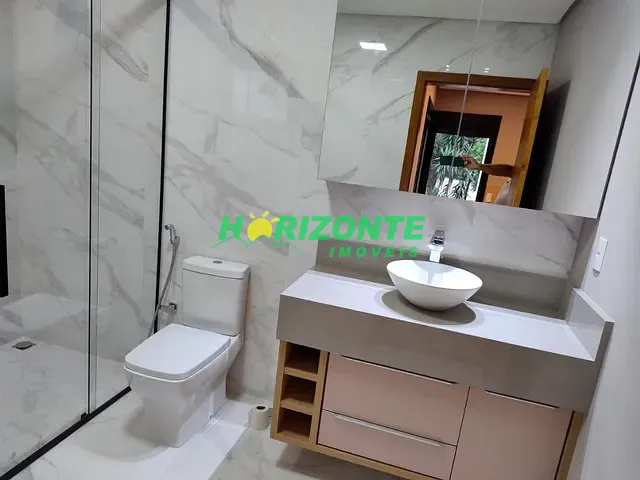 Casa com 450m² 5 quartos e 6 banheiros, à venda, no bairro Jardim do Golfe em São José dos Campos