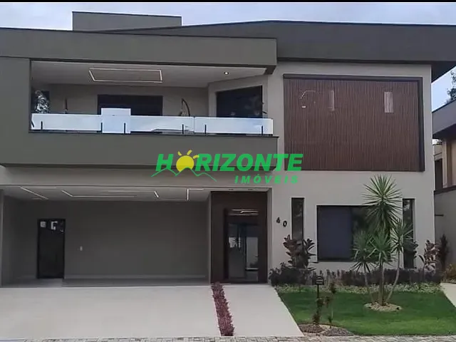 Casa com 450m² 5 quartos e 6 banheiros, à venda, no bairro Jardim do Golfe em São José dos Campos
