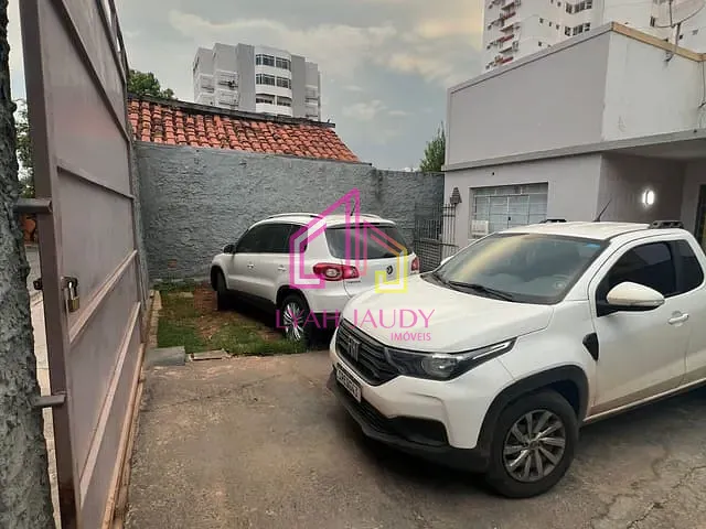 Casa com 418m² 3 quartos e 2 banheiros, à venda, no bairro Goiabeiras em Cuiabá