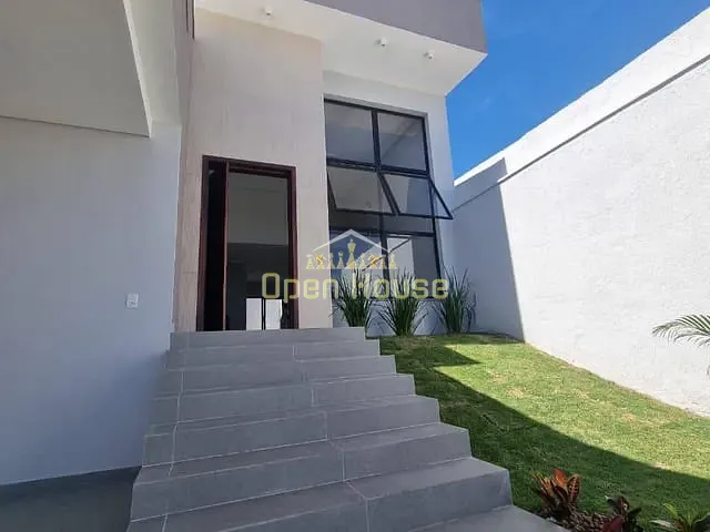 Casa 3 quartos e 2 banheiros, à venda, no bairro Casa de Pedra em Volta Redonda