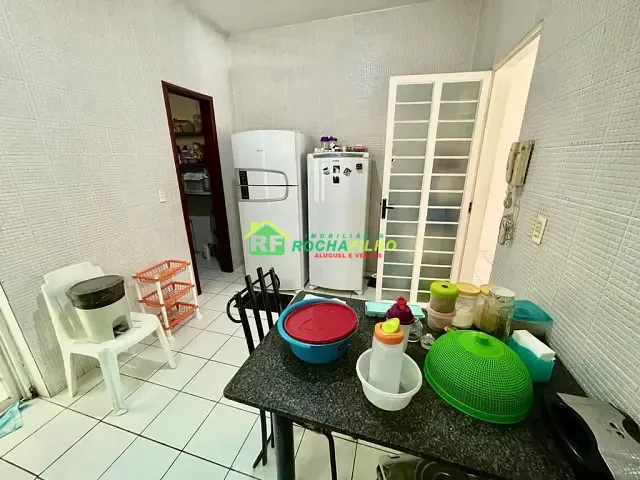 Casa com 390m² 4 quartos e 3 banheiros, à venda, no bairro Ininga em Teresina