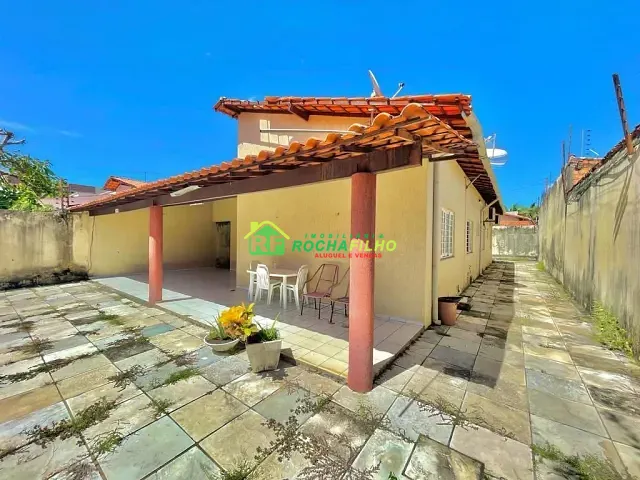 Casa com 390m² 4 quartos e 3 banheiros, à venda, no bairro Ininga em Teresina