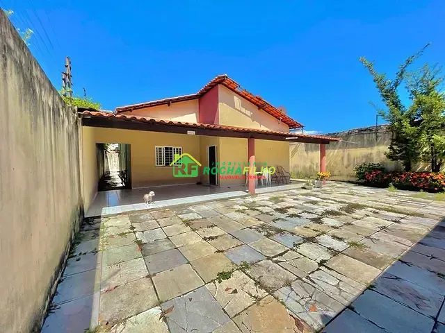 Casa com 390m² 4 quartos e 3 banheiros, à venda, no bairro Ininga em Teresina
