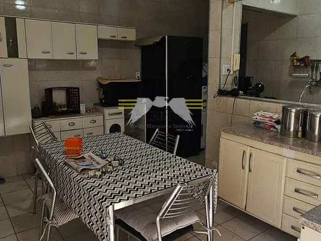 Casa com 199m² 3 quartos e 1 banheiro, à venda, no bairro Vila Nova York em São Paulo