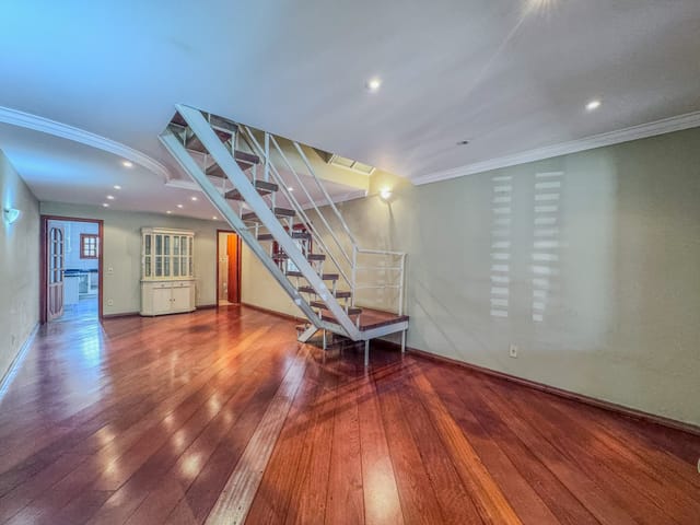 Casa com 159m² 3 quartos e 4 banheiros, à venda, no bairro Planalto Paulista em São Paulo