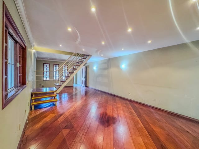 Casa com 159m² 3 quartos e 4 banheiros, à venda, no bairro Planalto Paulista em São Paulo