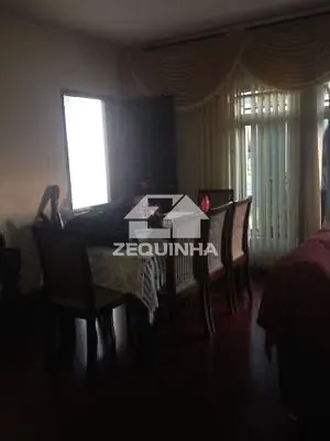 Casa, 4 quartos, 180 m² - Foto 2