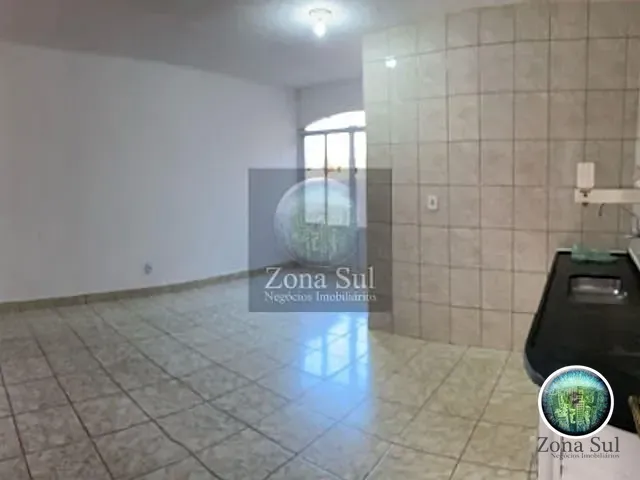 Casa com 125m² 4 quartos e 4 banheiros, à venda, no bairro Jardim Pacaembu em Sorocaba
