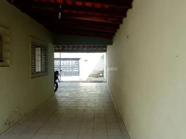 Casa com 300m² 3 quartos e 2 banheiros, à venda, no bairro Parque Sul em Teresina