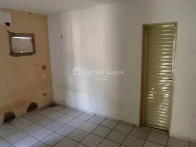 Casa com 300m² 3 quartos e 2 banheiros, à venda, no bairro Parque Sul em Teresina