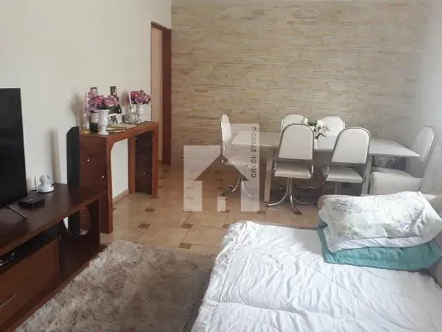 Casa com 325m² 3 quartos e 3 banheiros, à venda, no bairro Vila Nambi em Jundiaí