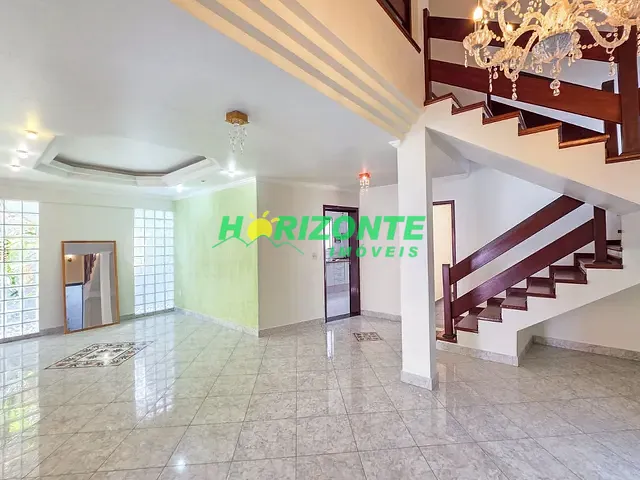 Casa com 350m² 4 quartos e 4 banheiros, à venda, no bairro Jardim Esplanada em São José dos Campos