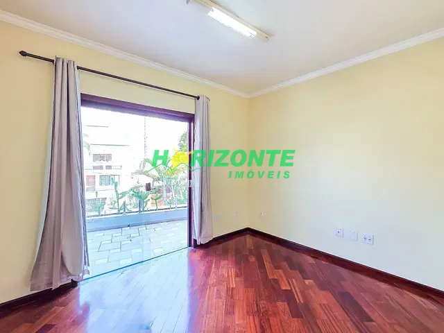Casa com 350m² 4 quartos e 4 banheiros, à venda, no bairro Jardim Esplanada em São José dos Campos