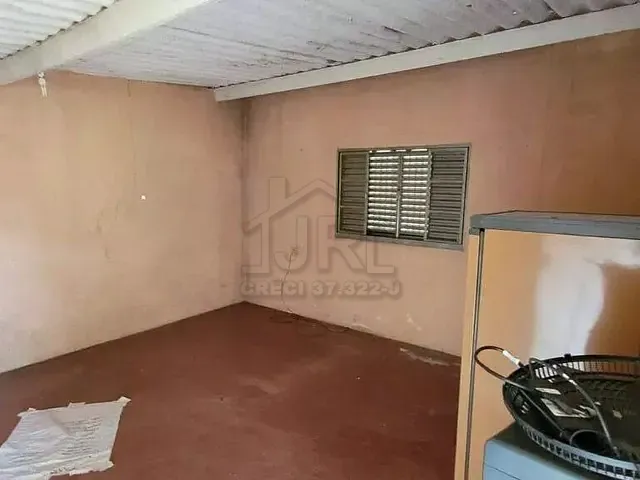 Casa com 300m² 2 quartos e 1 banheiro, à venda, no bairro Jardim Zaira em Mauá
