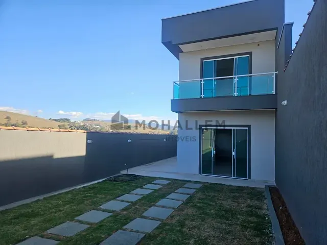Casa com 289m² 4 quartos e 2 banheiros, à venda, no bairro Sossego em Piranguinho