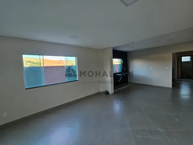 Casa com 289m² 4 quartos e 2 banheiros, à venda, no bairro Sossego em Piranguinho
