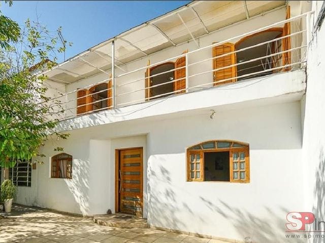 Casa com 300m², para alugar, no bairro Vila Carrão em São Paulo