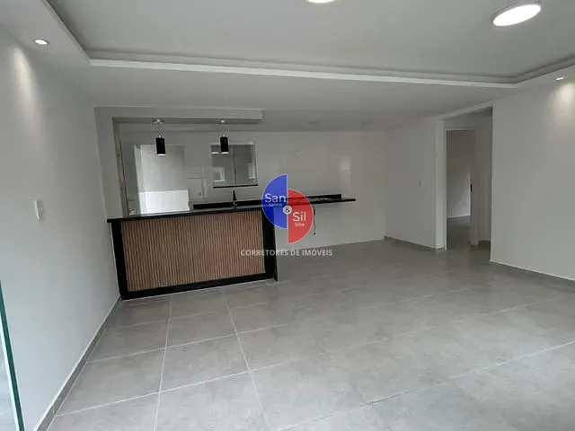 Casa 2 quartos e 2 banheiros, à venda, no bairro Parada Modelo em Guapimirim