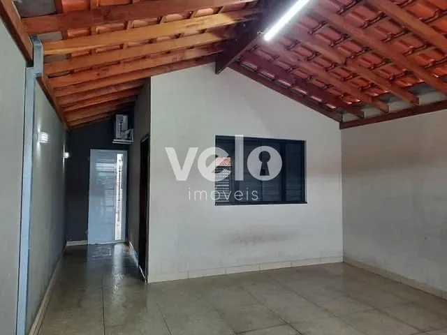 Casa 2 quartos e 2 banheiros, à venda, no bairro Parque Senhor do Bonfim em Taubaté