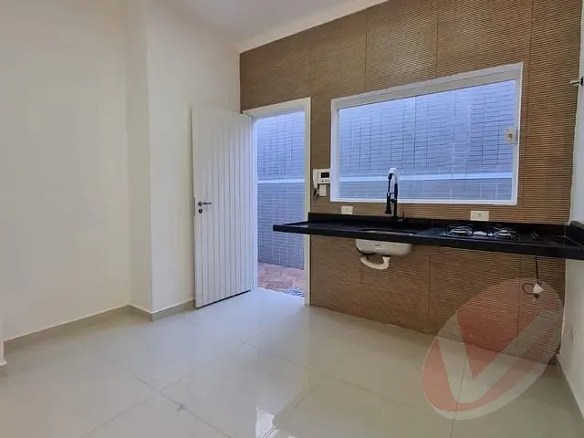 Casa com 155m² 3 quartos e 3 banheiros, à venda, no bairro Caiçara em Praia Grande
