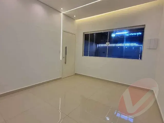 Casa com 155m² 3 quartos e 3 banheiros, à venda, no bairro Caiçara em Praia Grande